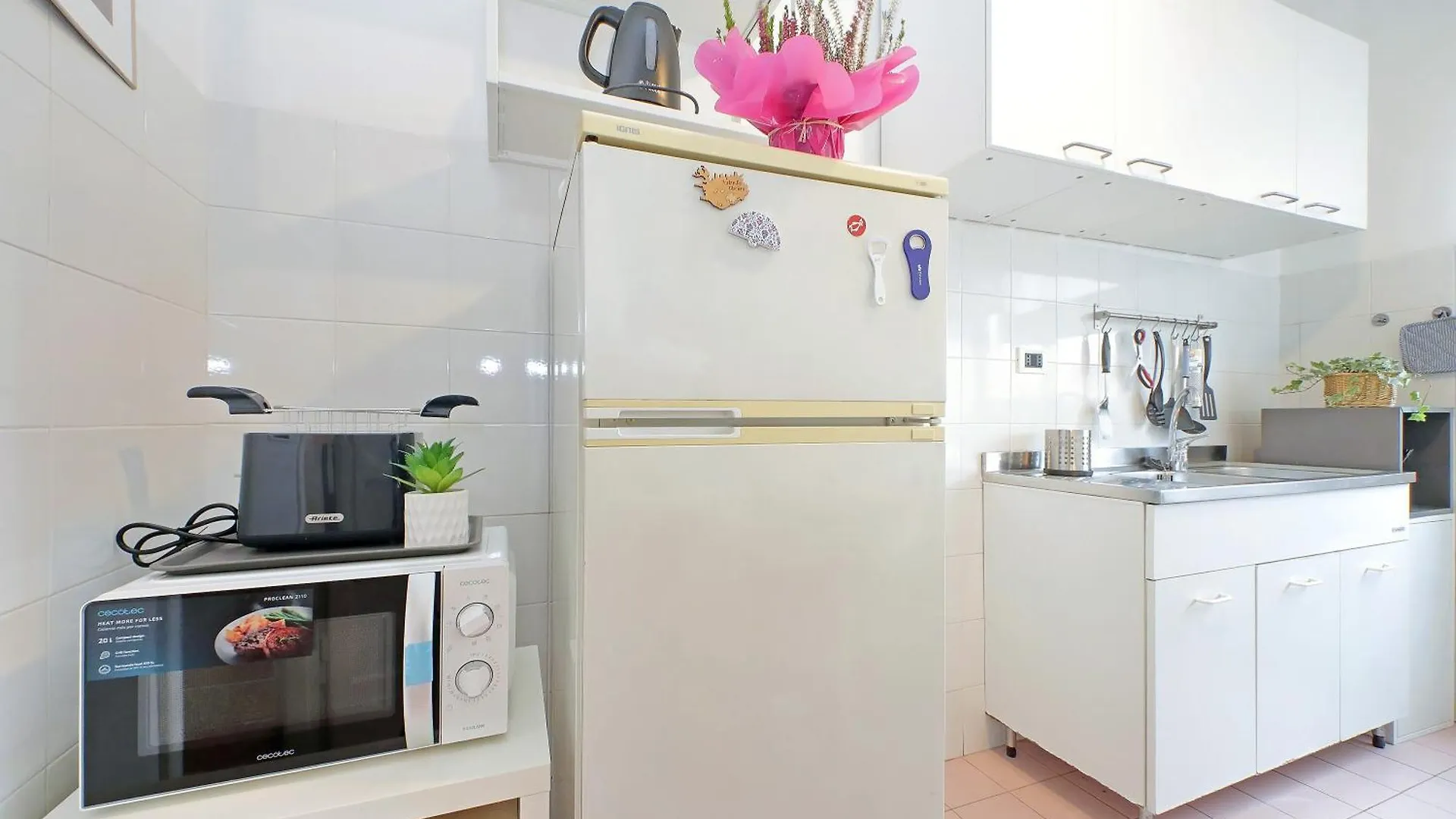 4Bnb - Pineto Apartment ローマ 0*,  イタリア